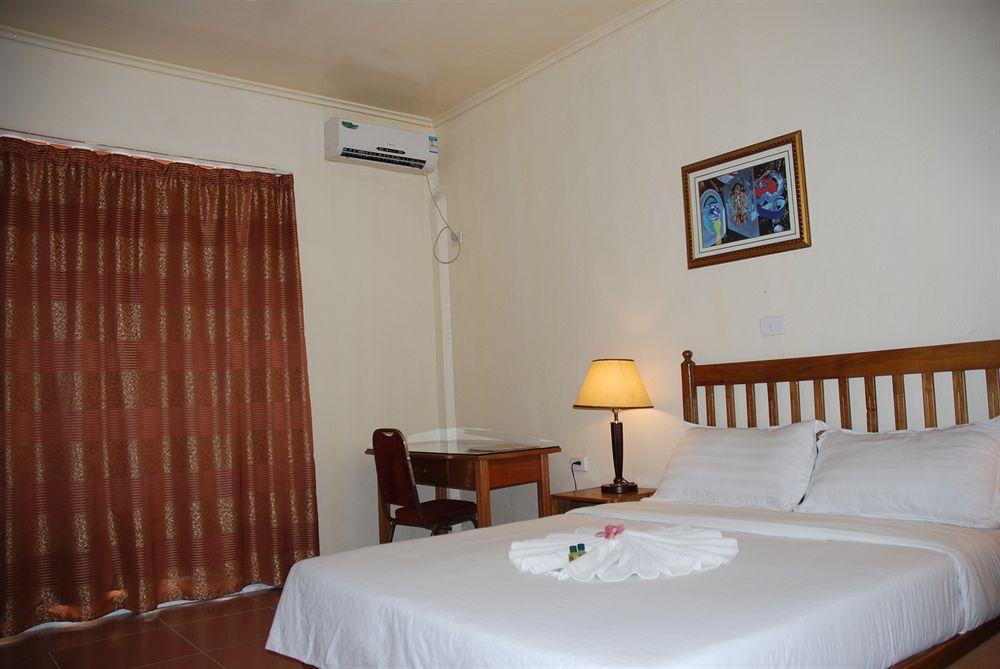 Pacific Crown Hotel Honiara Eksteriør bilde