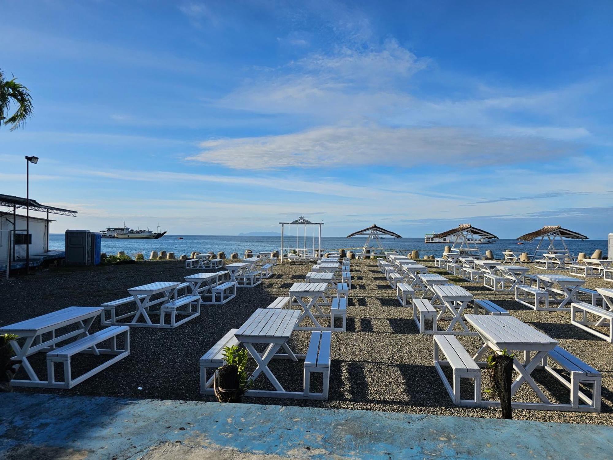 Pacific Crown Hotel Honiara Eksteriør bilde