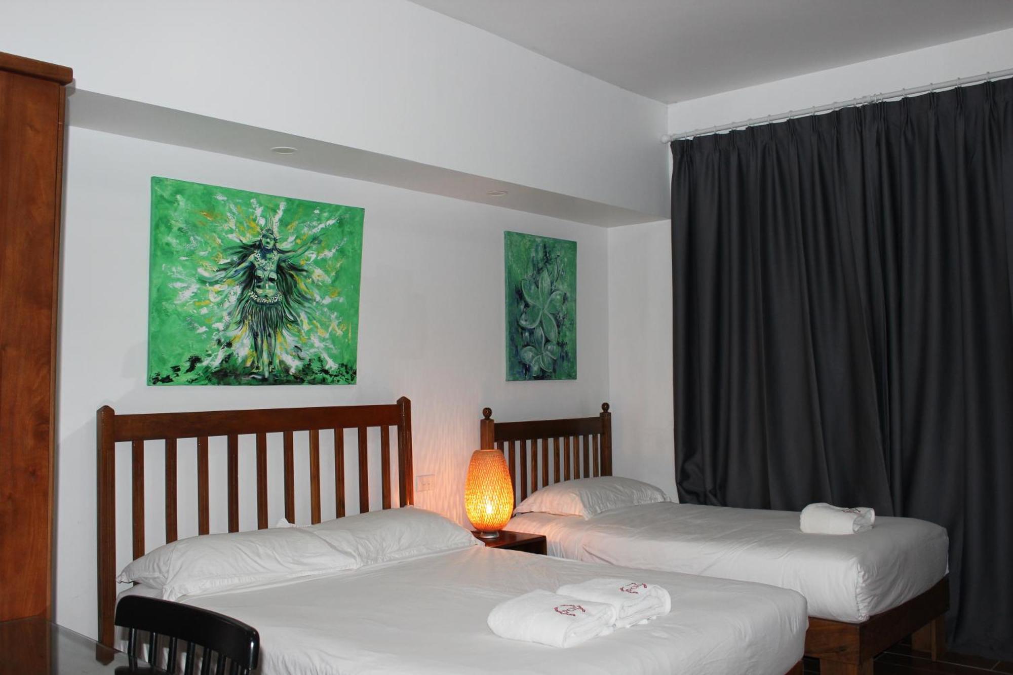 Pacific Crown Hotel Honiara Eksteriør bilde