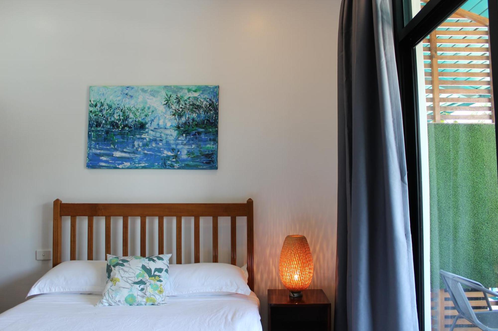 Pacific Crown Hotel Honiara Eksteriør bilde
