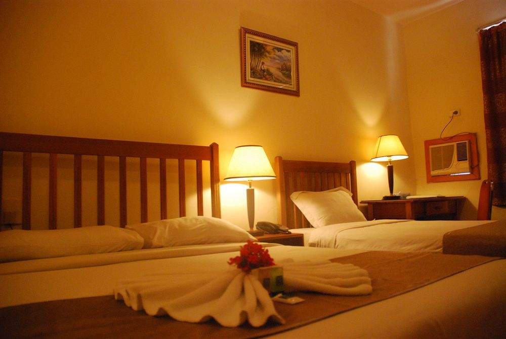 Pacific Crown Hotel Honiara Eksteriør bilde